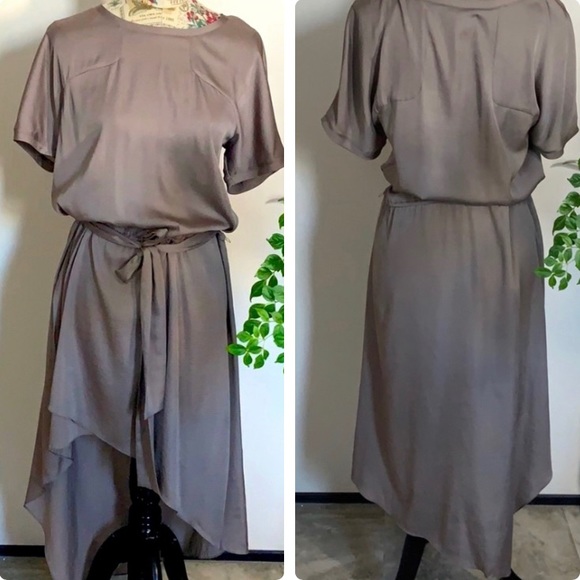 BCBGMaxAzria Dresses & Skirts - BCBG MAXAZRIA Silk Dress